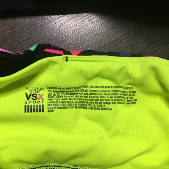 Victoria's Secret Workout Set - Picture 4 of 4